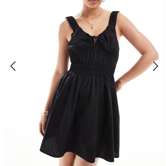 ASOS DESIGN wide strap channel waist mini sundress in black - Picture 2 of 11